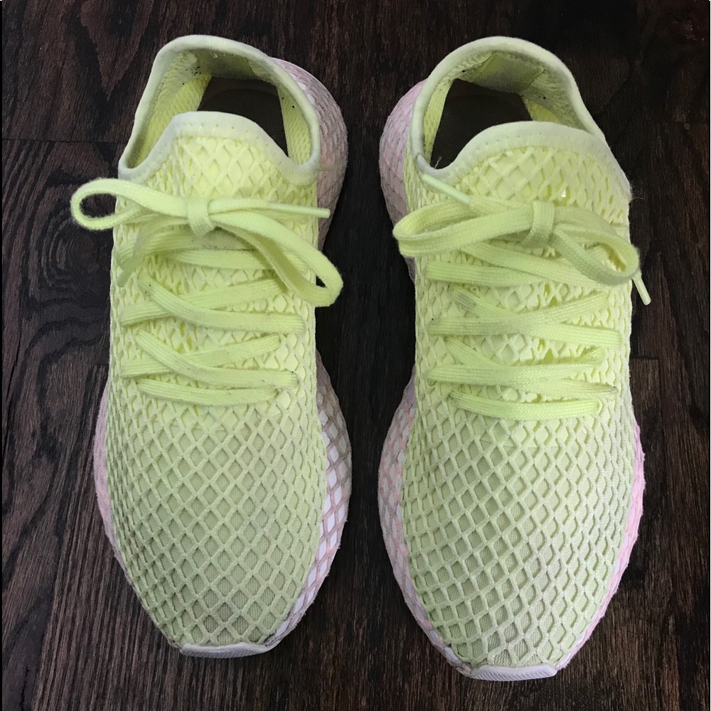 Women’s Deerupt ‘Glow’